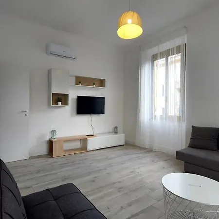 Green Central House * Специя