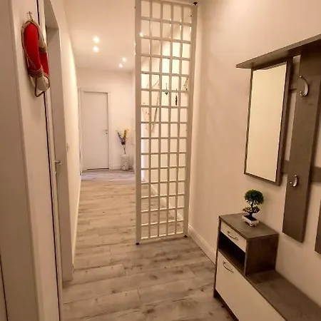 Green Central House Апартаменты *