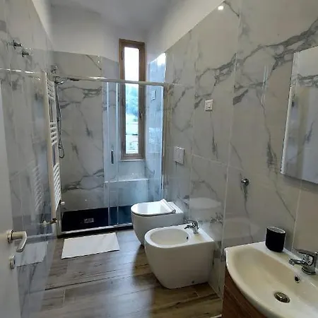 Green Central House Апартаменты Специя